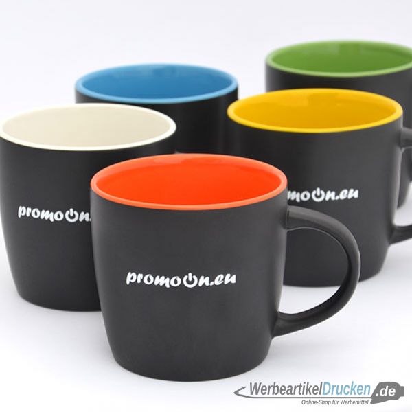 Die Bingo Tasse ist ein eleganter Werbeträger, mit Ihrem Logo wird dieser schwarze Werbecher für Aufmerksamkeit sorgen